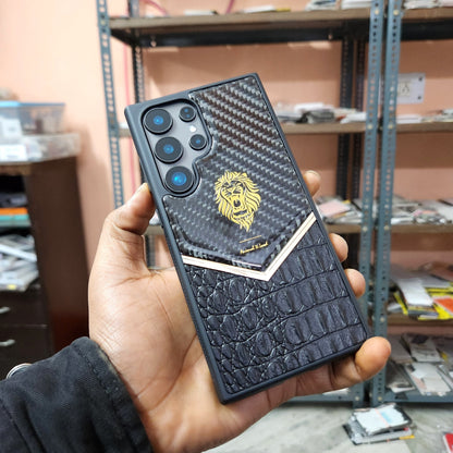 Samsung Galaxy S24 Ultra Shockproof Crock & Carbon Pattern Hugo Case (Animal Lord Series)