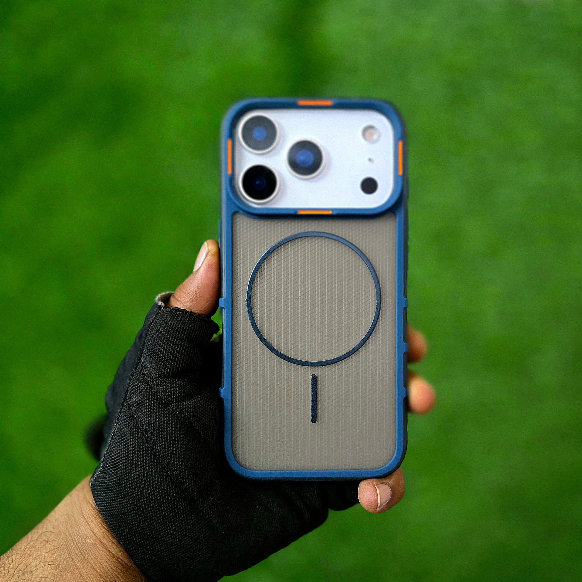 iPhone 17 Pro Max Hybrid Semi-Transparent Anti-Drop Back Cover with Magsafe - Blue