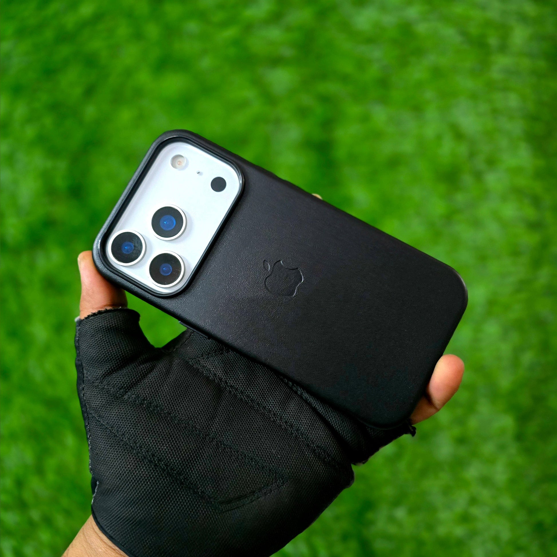 iPhone 17 Pro Max Leather Case with Magsafe - Black