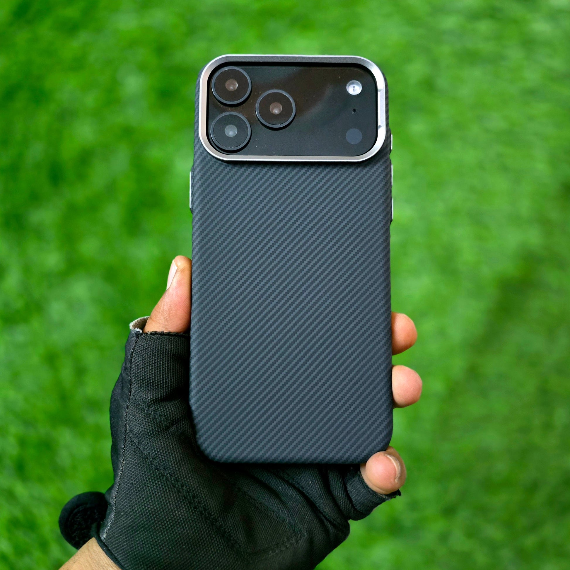 iPhone 17 Pro Max Carbon Case, 600D Carbon Fiber Texture Hard PC with Magsafe - Black