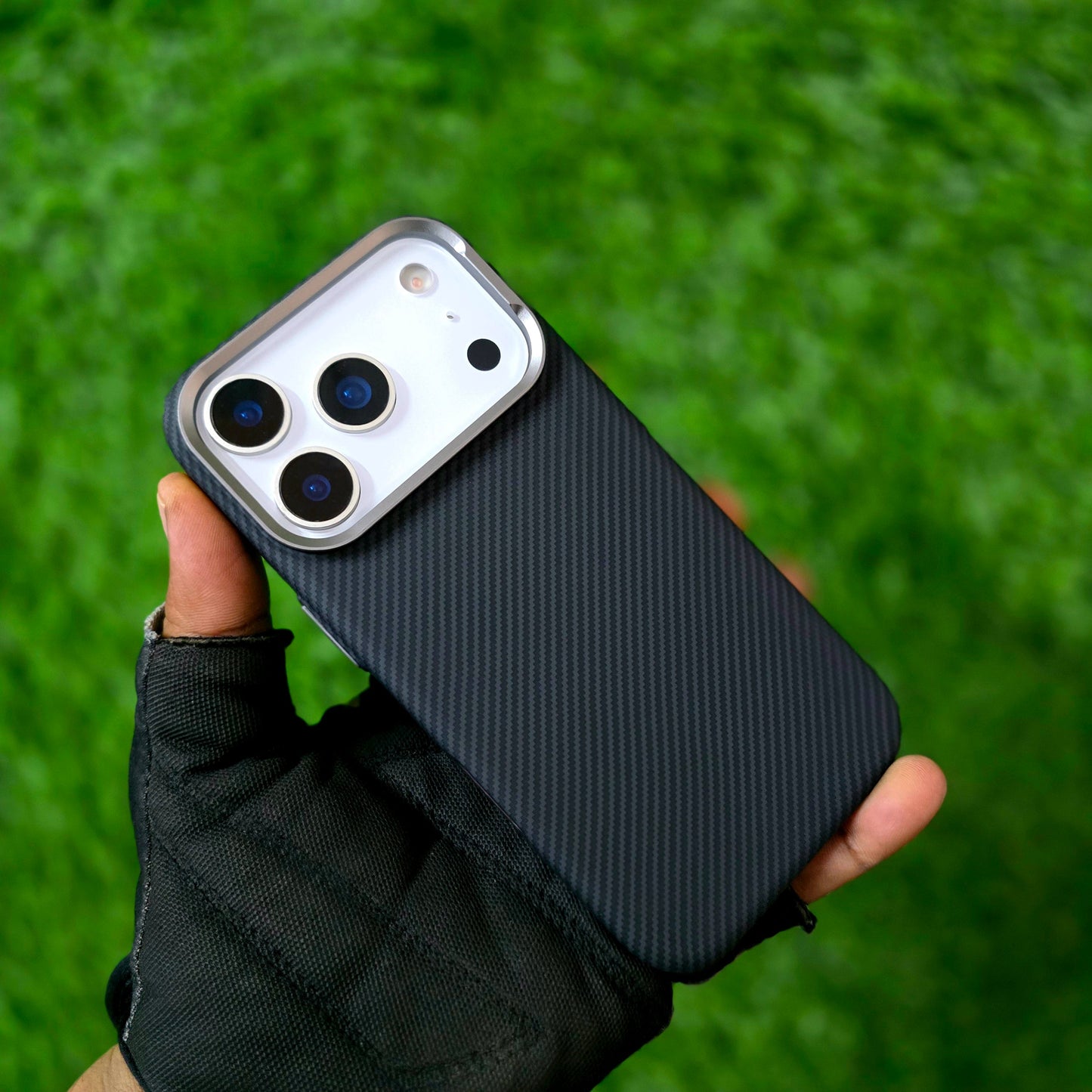 iPhone 17 Pro Max Carbon Case, 600D Carbon Fiber Texture Hard PC with Magsafe - Black