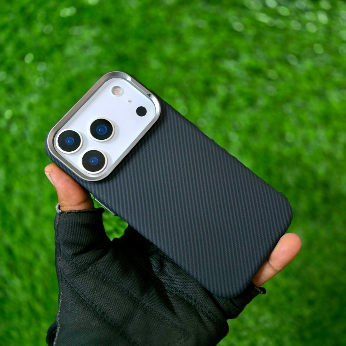 iPhone 17 Pro Max Carbon Case, 600D Carbon Fiber Texture Hard PC with Magsafe - Black