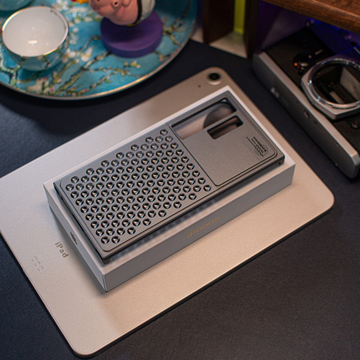 Samsung Galaxy S24 Ultra Heat Dissipation Aluminum Alloy Lens Half Pack Aromatherapy Cooling Case - Grey