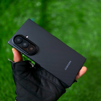Samsung Z Fold8 Ultra Carbon Case, 0.8mm Ultra Thin Carbon Fiber Kevlar Case with Front Glass & Logo