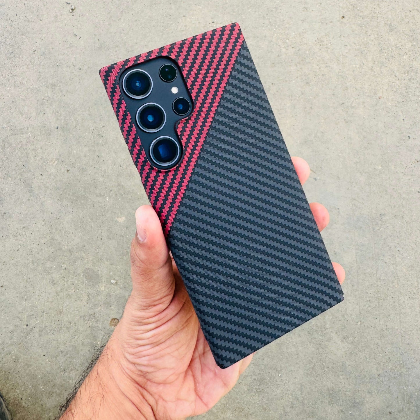 Samsung Galaxy S24 Ultra Samsung Galaxy S24 Ultra Sturdy Dual Color Carban Aramid Fiber Super Light at 0.6mm Thin Case - Black Red