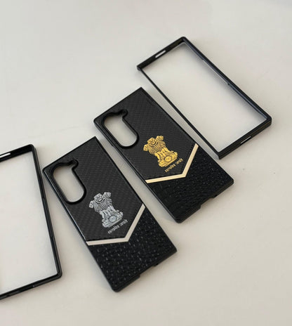 Samsung Galaxy Z Fold6 "Satyamev Jayate" Crock & Carbon Pattern Printed Logo Case