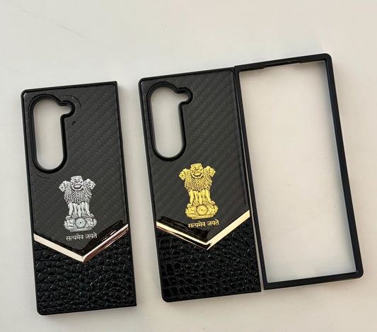 Samsung Galaxy Z Fold6 "Satyamev Jayate" Crock & Carbon Pattern Printed Logo Case
