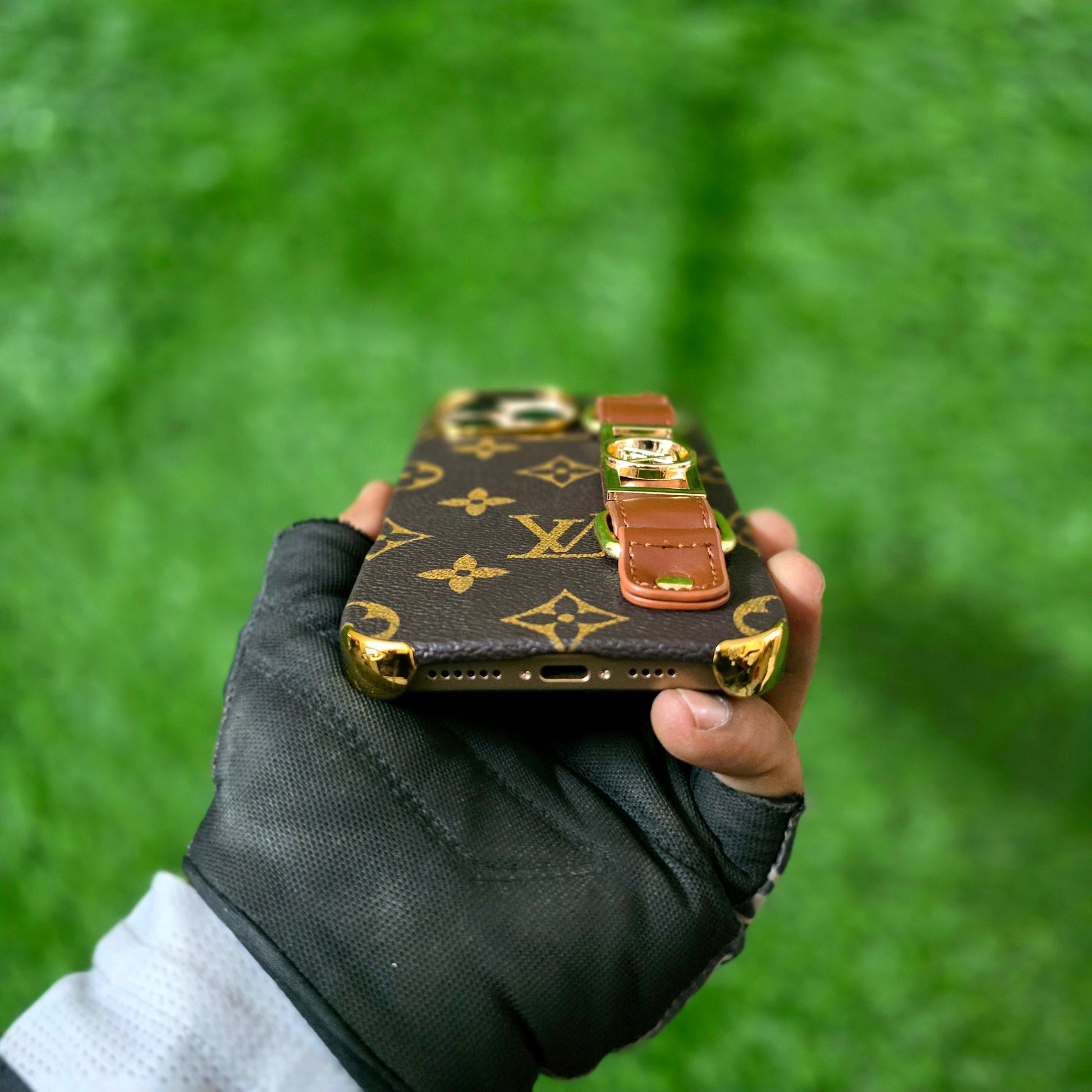 iPhone 16 Pro Max Luxurious Premium Louis Vuitton Leather Case with Belt - Brown