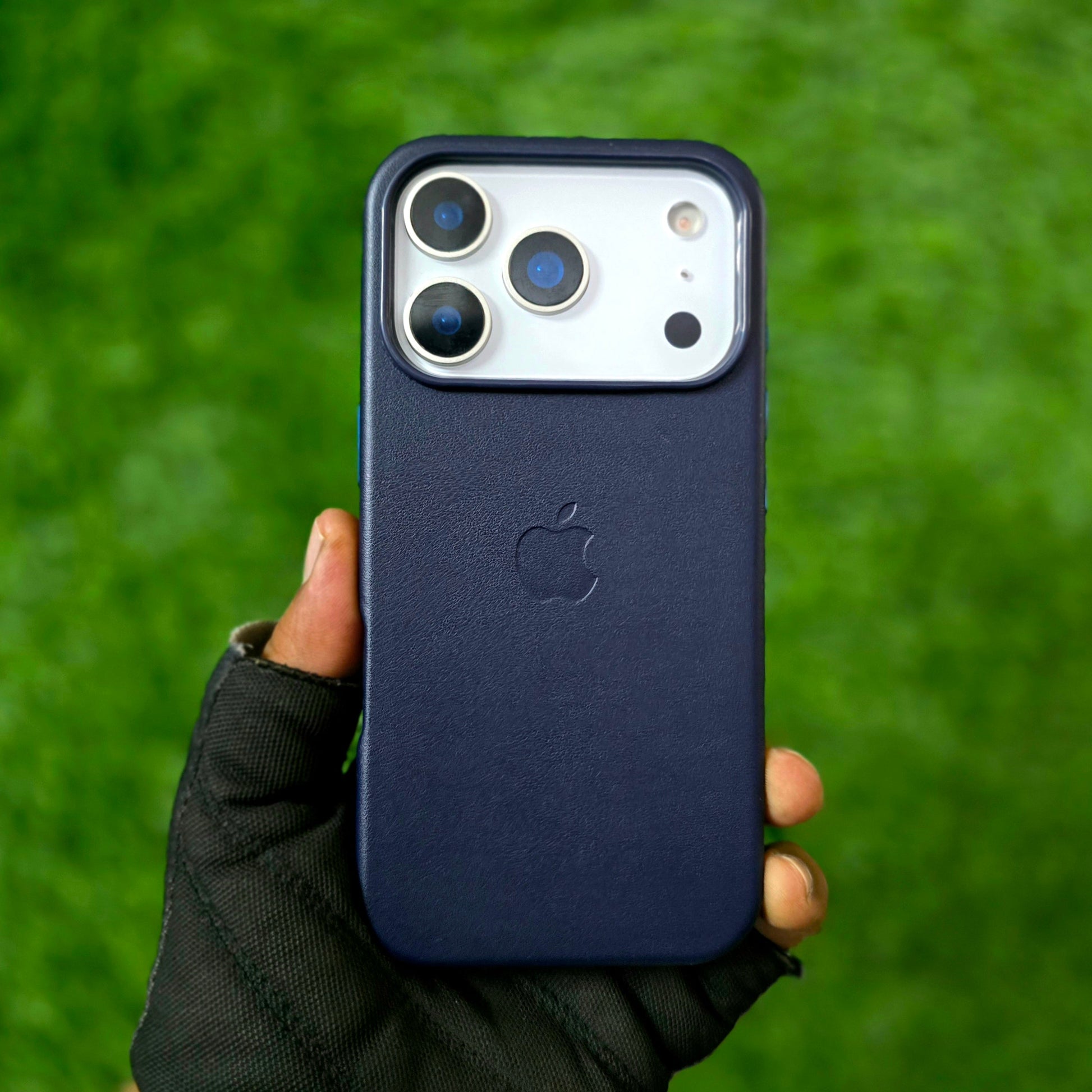 iPhone 17 Pro Leather Case with Magsafe - Dark Blue