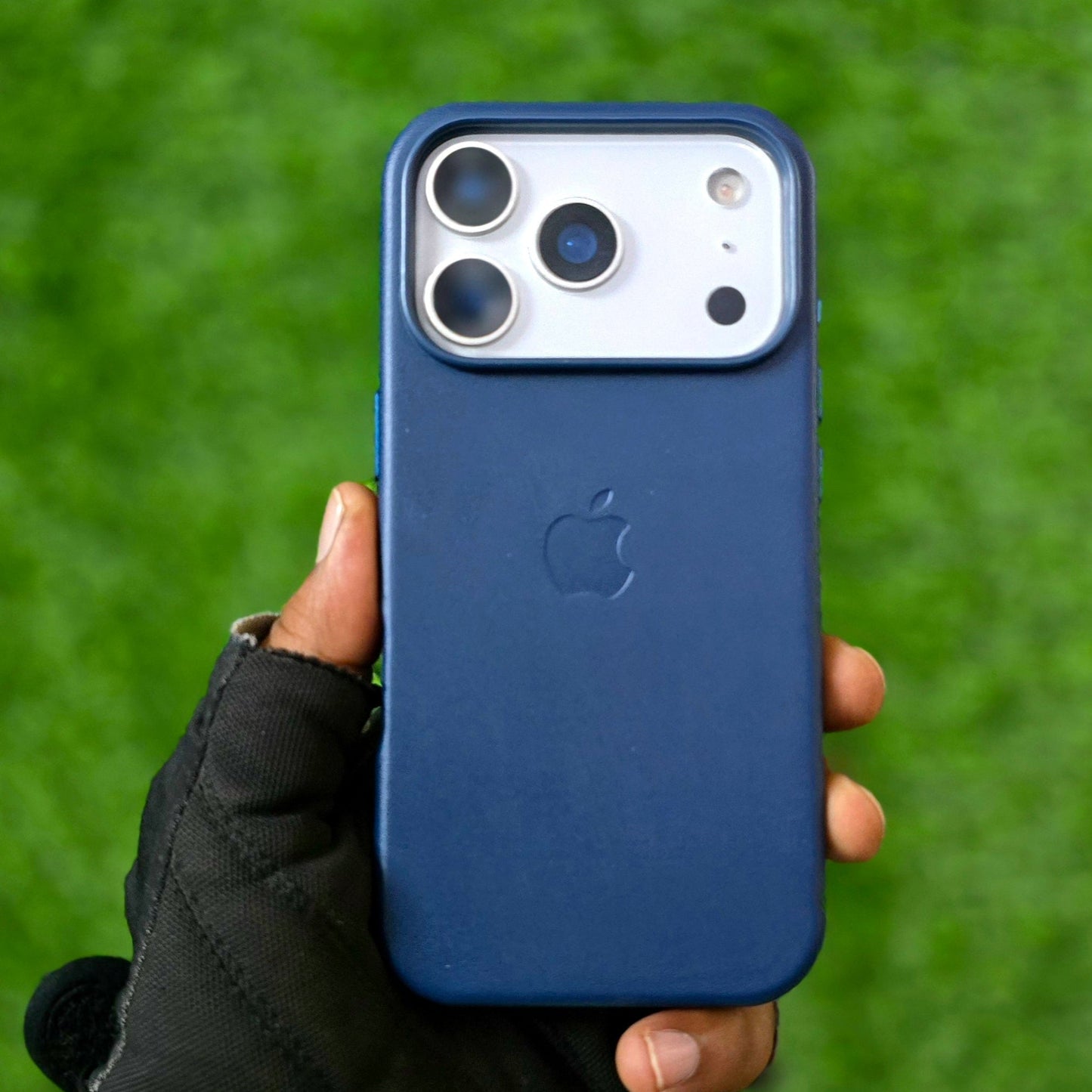 iPhone 17 Pro Max Leather Case with Magsafe - Blue