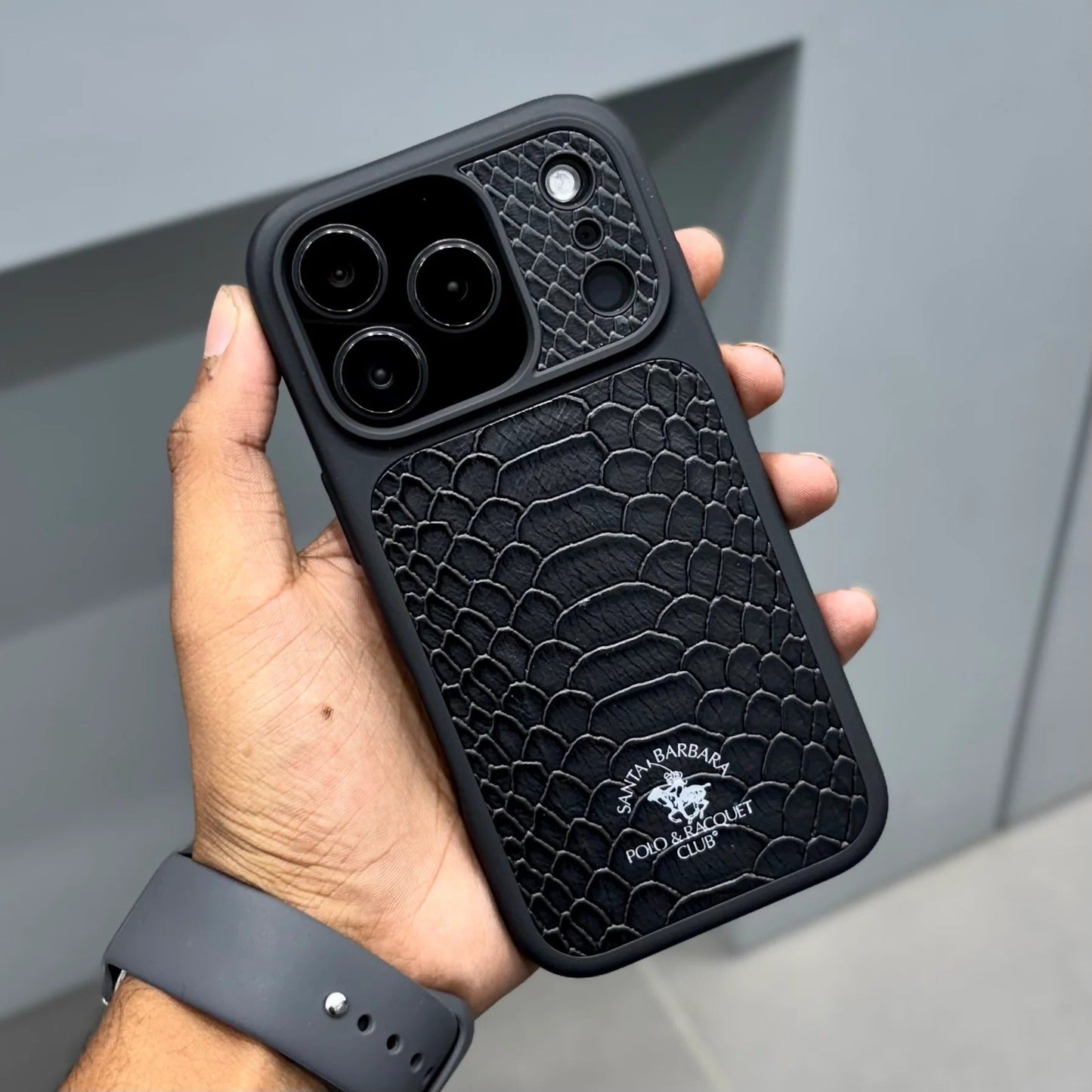 iPhone 17 Pro Max Genuine Leather Original Santa Barbara Polo Club Knight Series Back Cover - Black