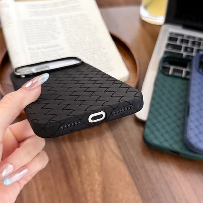 iPhone 17 Pro Max Luxury Weave Breathable Cooling Matte Soft Silicon Grid Case - Black