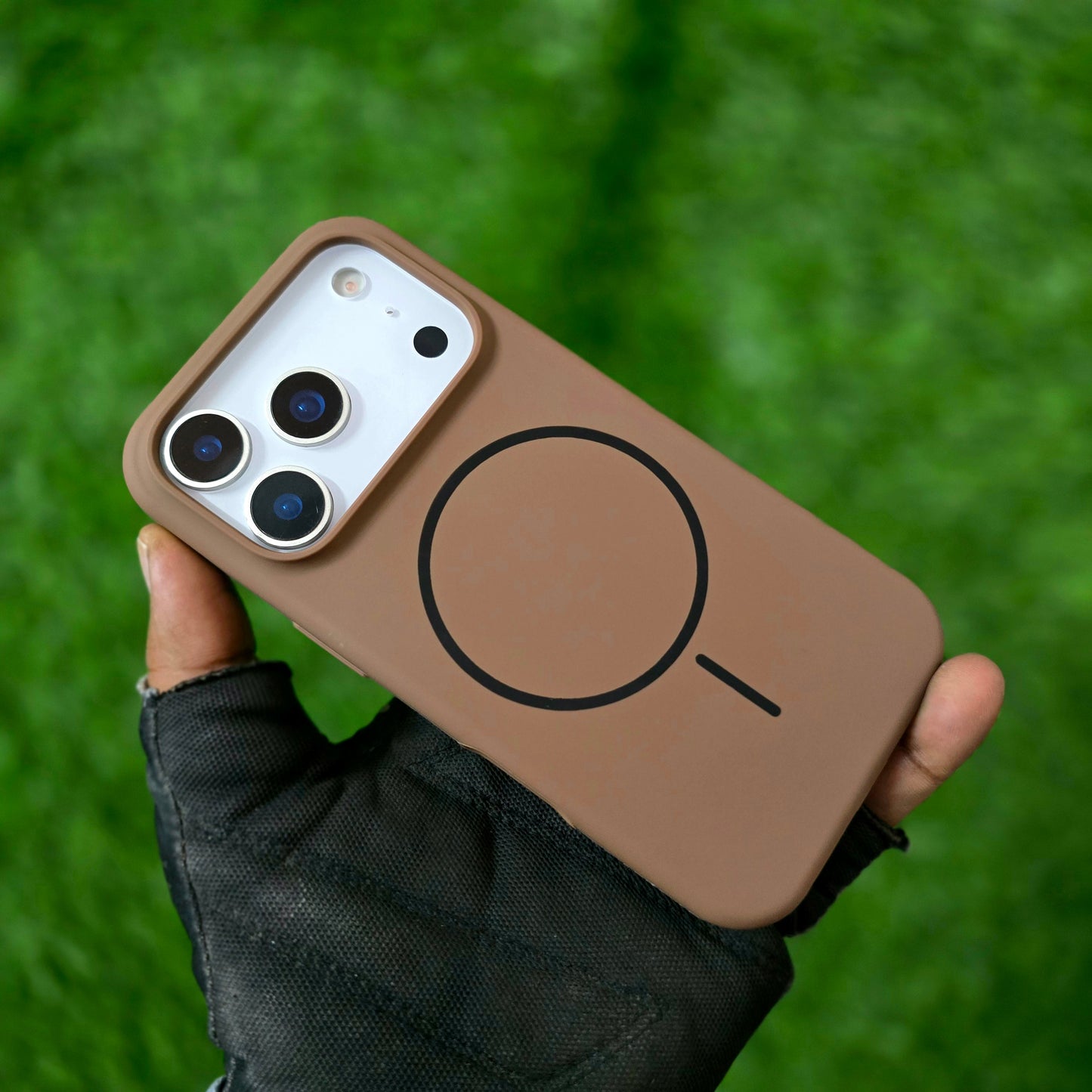 iPhone 17 Pro Max Liquid Silicone Magsafe Case Skin Feel - Brown