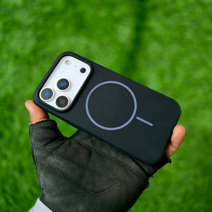 iPhone 17 Pro Max Liquid Silicone Magsafe Case Skin Feel - Black