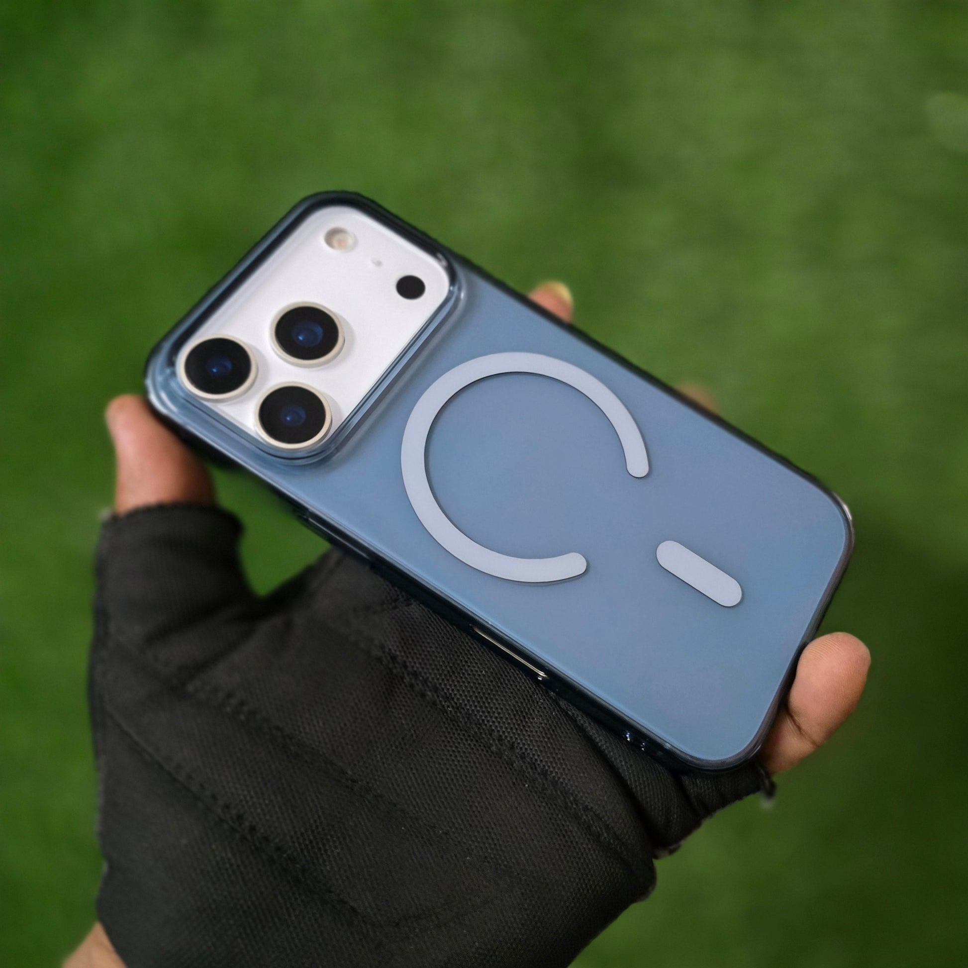 iPhone 17 Pro Max Anti Yellowing Series Transparent Cover with Magsafe - Blue