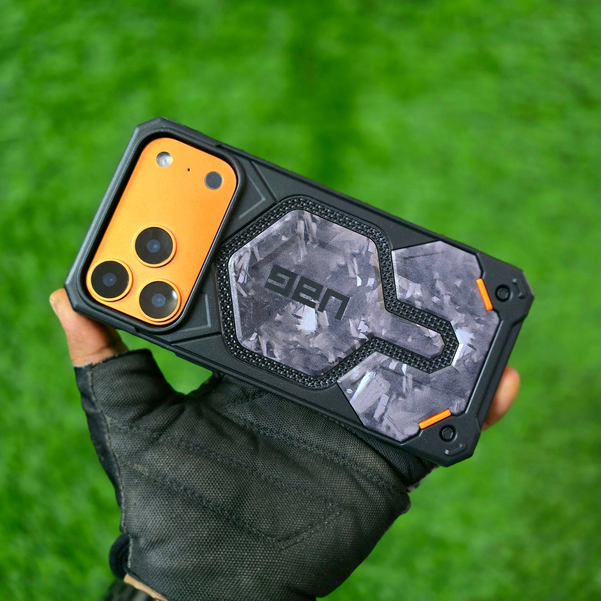 iPhone 17 Pro Max UAG Case, Monarch Pro Kevlar Series with Magsafe - ice Blue