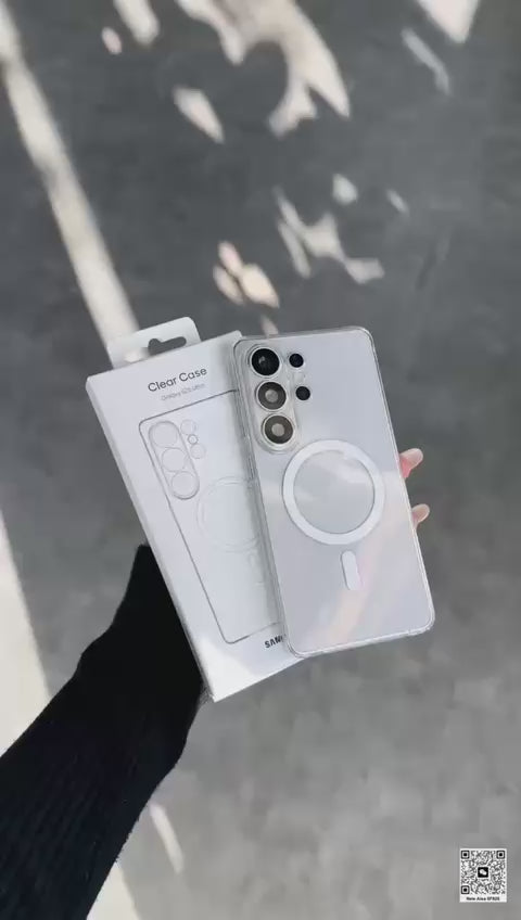 Samsung S26 Ultra Anti-Yellowing Crystal Clear Magsafe Case with Metalic Button & Camera Ring - White